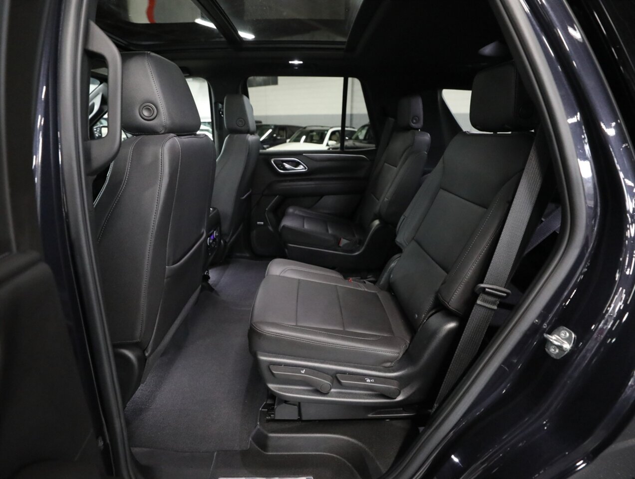 2023 Chevrolet Tahoe Z71 4X4 - Photo 28 - Addison, IL 60101
