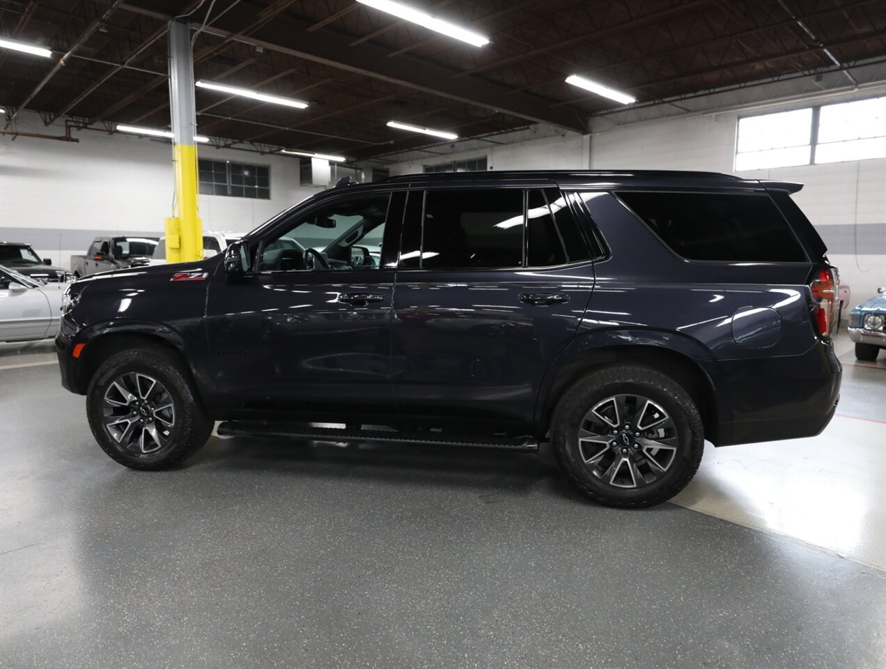 2023 Chevrolet Tahoe Z71 4X4 - Photo 14 - Addison, IL 60101
