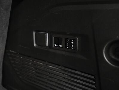 2023 Chevrolet Tahoe Z71 4X4 - Photo 24 - Addison, IL 60101