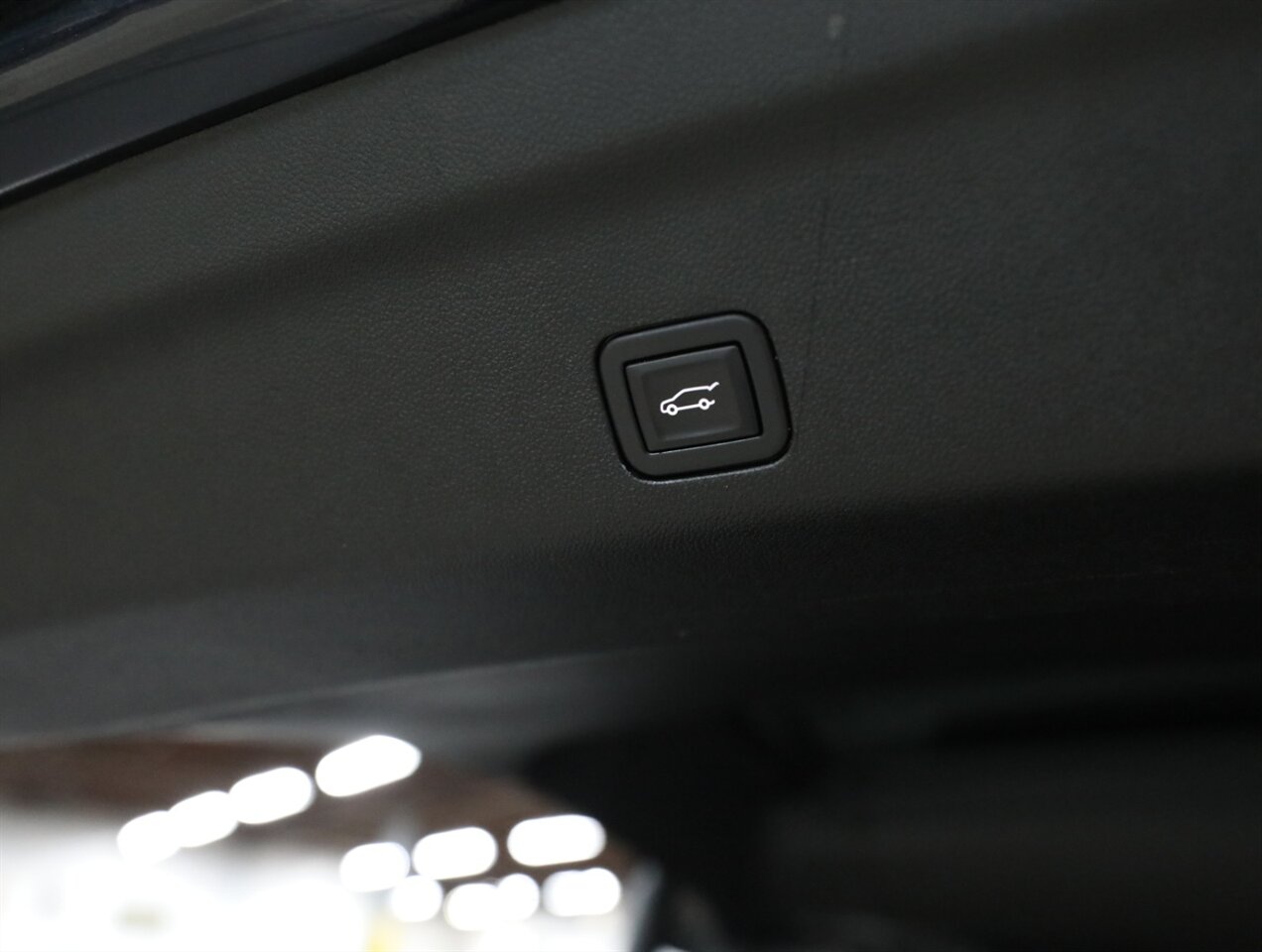 2023 Chevrolet Tahoe Z71 4X4 - Photo 23 - Addison, IL 60101