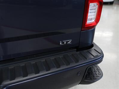 2018 Chevrolet Silverado 1500 LTZ Z71   - Photo 13 - Addison, IL 60101