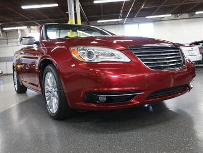 2013 Chrysler 200 Limited Convertible   - Photo 50 - Addison, IL 60101