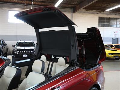 2013 Chrysler 200 Limited Convertible   - Photo 41 - Addison, IL 60101