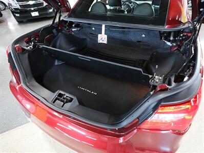 2013 Chrysler 200 Limited Convertible   - Photo 21 - Addison, IL 60101