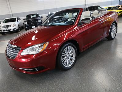 2013 Chrysler 200 Limited Convertible   - Photo 4 - Addison, IL 60101