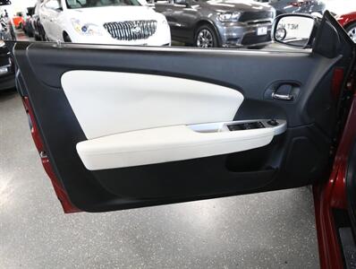 2013 Chrysler 200 Limited Convertible   - Photo 23 - Addison, IL 60101