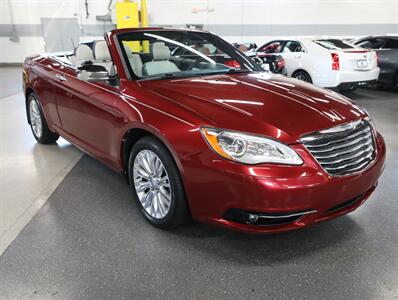2013 Chrysler 200 Limited Convertible   - Photo 7 - Addison, IL 60101