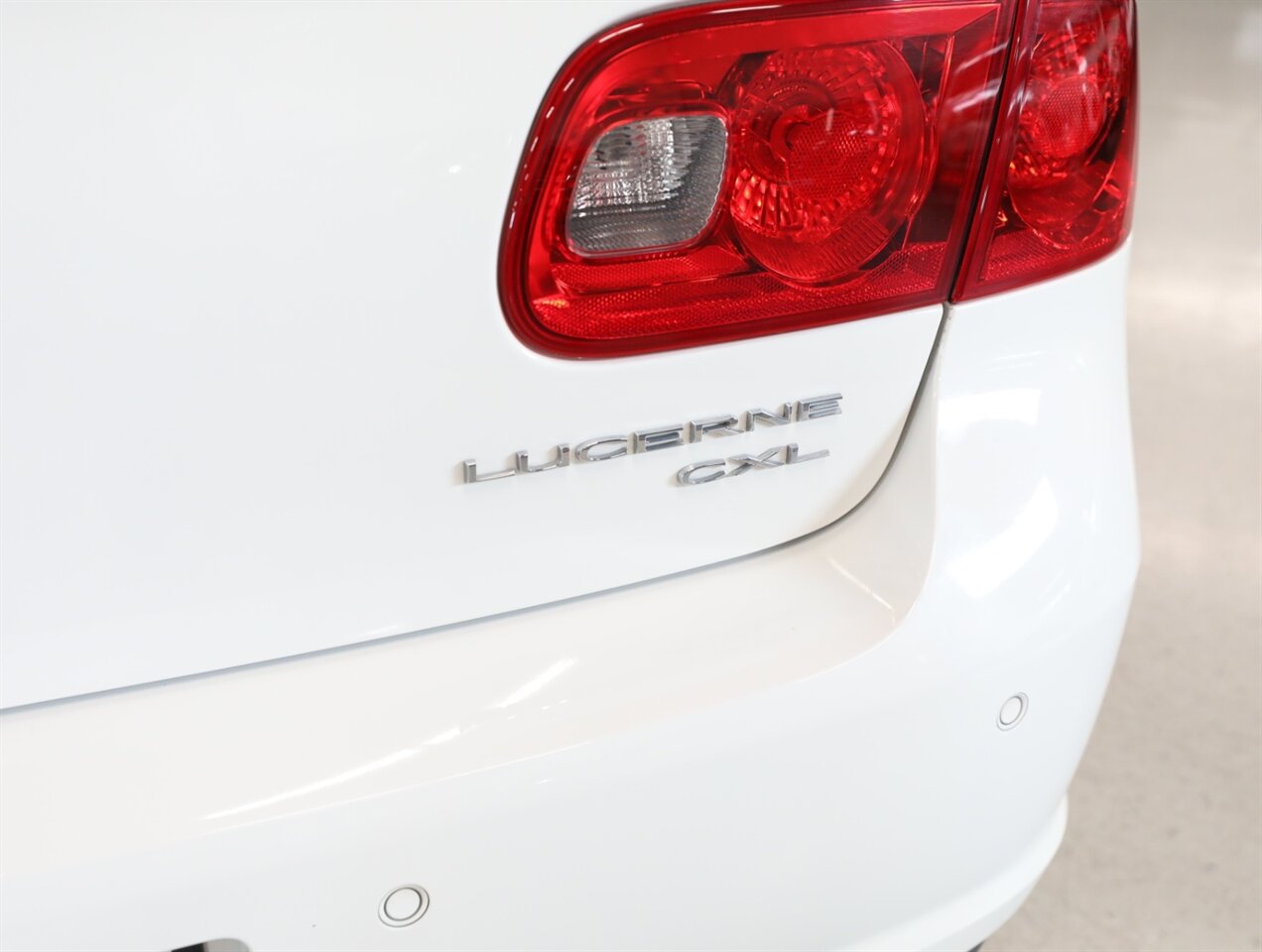 2011 Buick Lucerne CXL Premium - Photo 11 - Addison, IL 60101