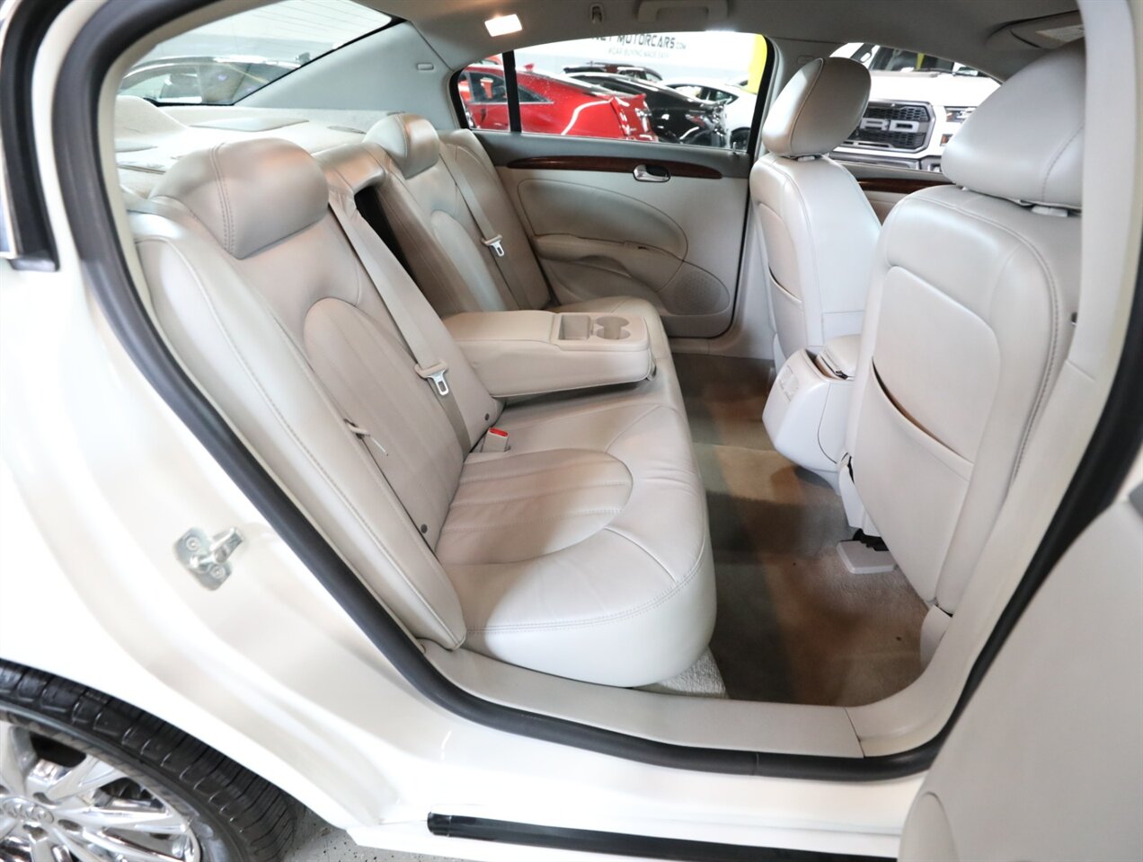 2011 Buick Lucerne CXL Premium - Photo 21 - Addison, IL 60101