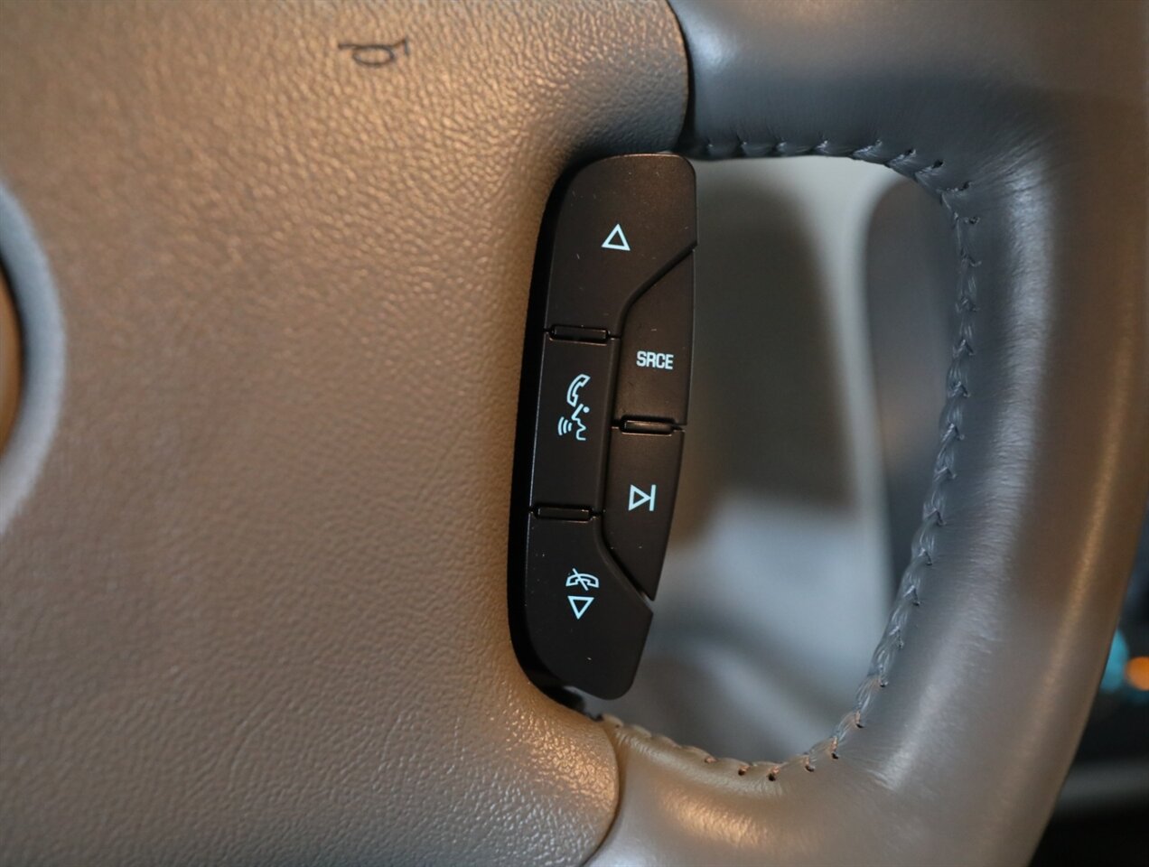 2011 Buick Lucerne CXL Premium - Photo 32 - Addison, IL 60101