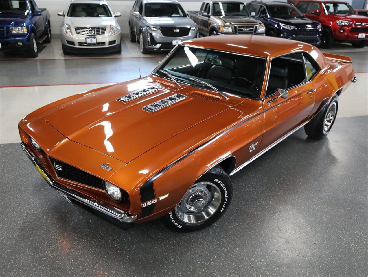 1969 Chevrolet Camaro SS Coupe - Photo 2 - Addison, IL 60101