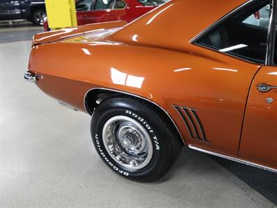 1969 Chevrolet Camaro SS Coupe   - Photo 17 - Addison, IL 60101