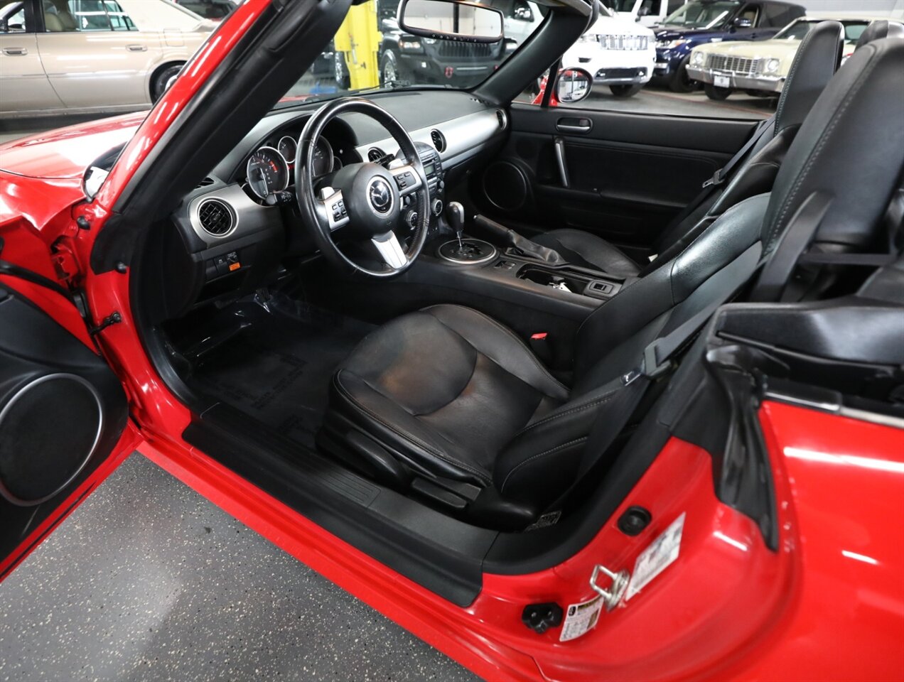 2012 Mazda MX-5 Miata Grand Touring - Photo 23 - Addison, IL 60101