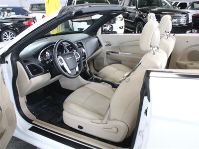 2012 Chrysler 200 Touring   - Photo 28 - Addison, IL 60101