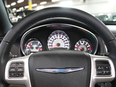 2012 Chrysler 200 Touring   - Photo 34 - Addison, IL 60101