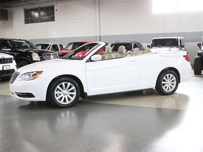 2012 Chrysler 200 Touring   - Photo 15 - Addison, IL 60101