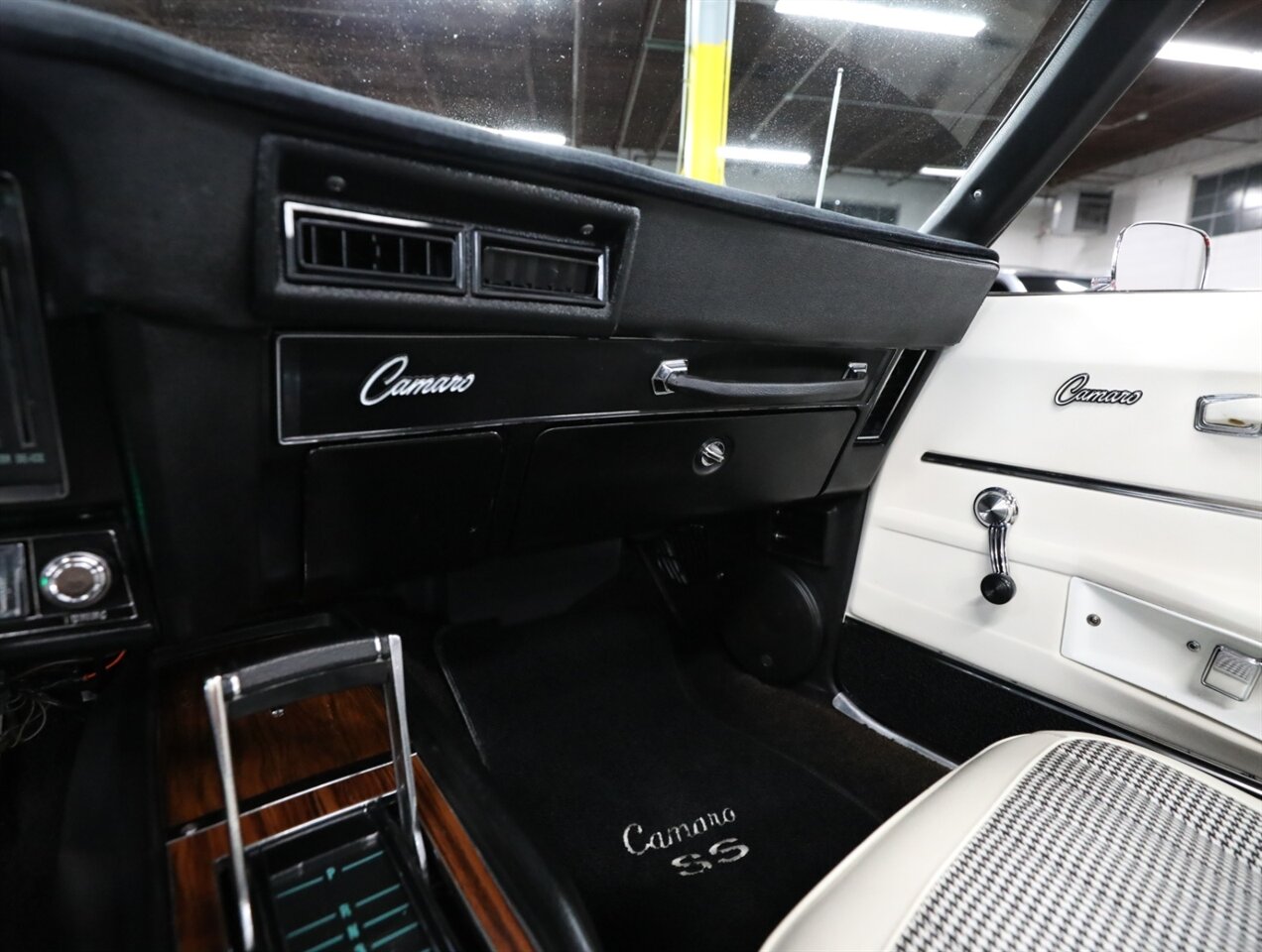 1969 Chevrolet Camaro SS Convertible - Photo 49 - Addison, IL 60101