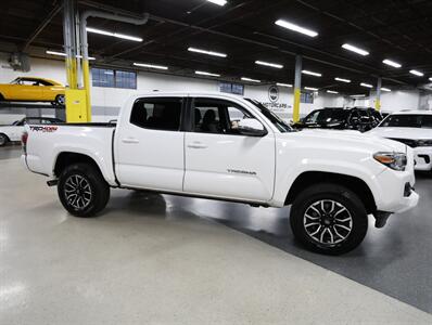 2021 Toyota Tacoma TRD Sport 4WD - Photo 8 - Addison, IL 60101