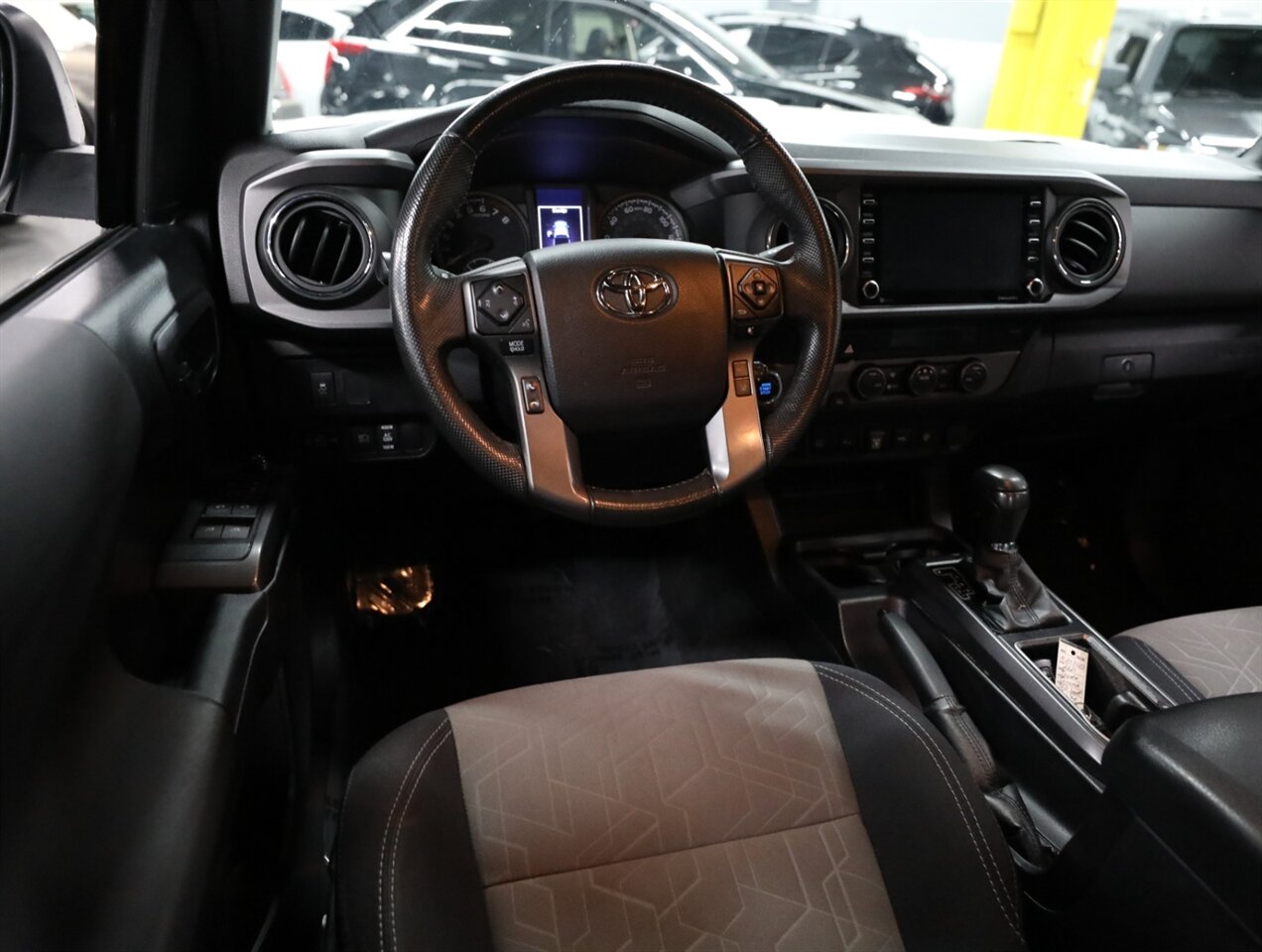 2021 Toyota Tacoma TRD Sport 4WD - Photo 28 - Addison, IL 60101