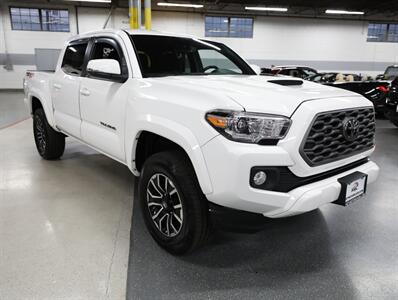 2021 Toyota Tacoma TRD Sport 4WD - Photo 7 - Addison, IL 60101