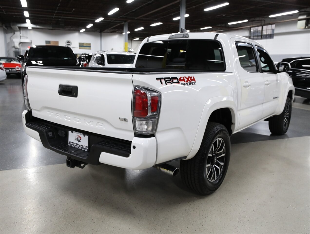 2021 Toyota Tacoma TRD Sport 4WD - Photo 9 - Addison, IL 60101