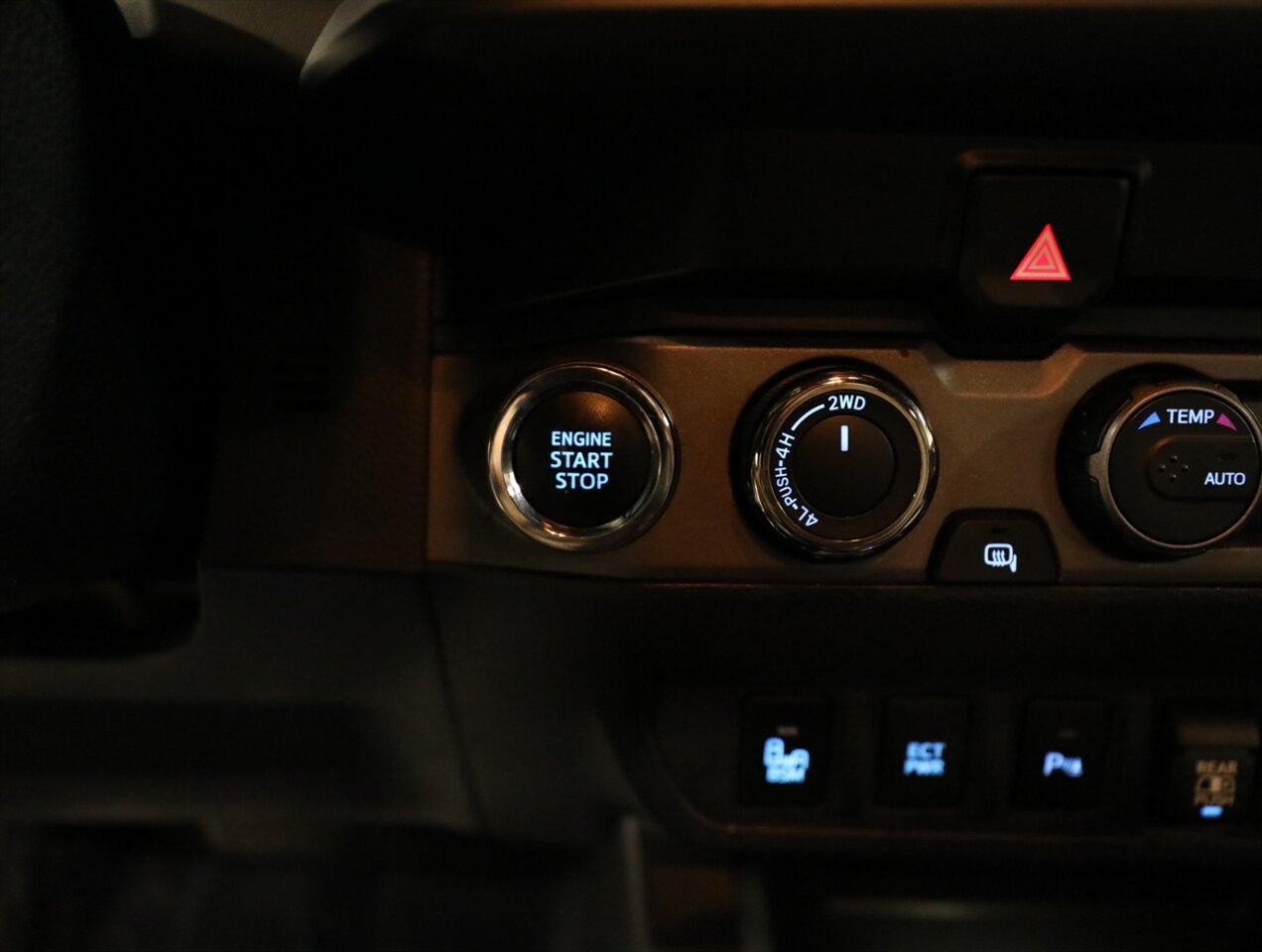 2021 Toyota Tacoma TRD Sport 4WD - Photo 34 - Addison, IL 60101