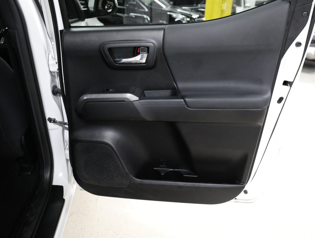 2021 Toyota Tacoma TRD Sport 4WD - Photo 22 - Addison, IL 60101