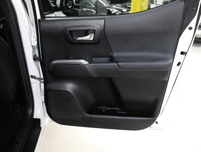 2021 Toyota Tacoma TRD Sport 4WD - Photo 22 - Addison, IL 60101