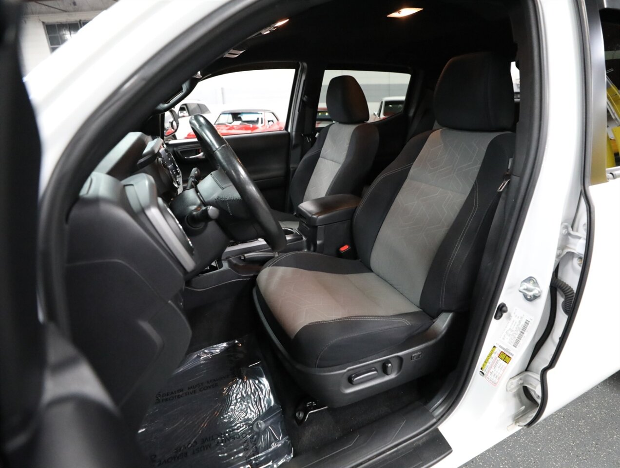 2021 Toyota Tacoma TRD Sport 4WD - Photo 31 - Addison, IL 60101