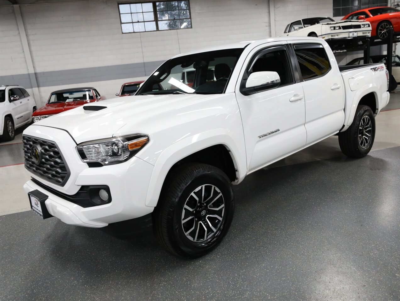 2021 Toyota Tacoma TRD Sport 4WD - Photo 4 - Addison, IL 60101