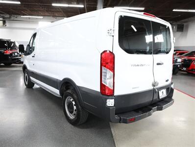 2017 Ford Transit 250 Cargo Van   - Photo 11 - Addison, IL 60101