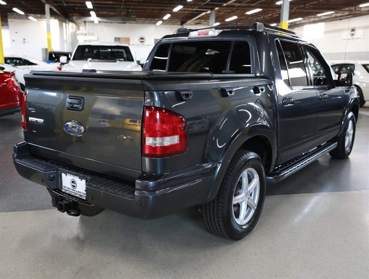 2009 Ford Explorer Sport Trac Limited - Photo 9 - Addison, IL 60101
