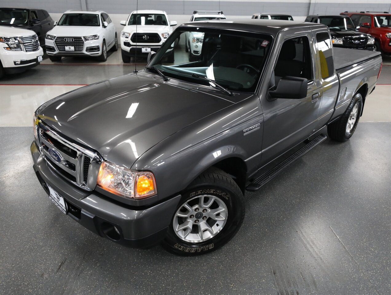 2011 Ford Ranger XLT 4X4 - Photo 2 - Addison, IL 60101