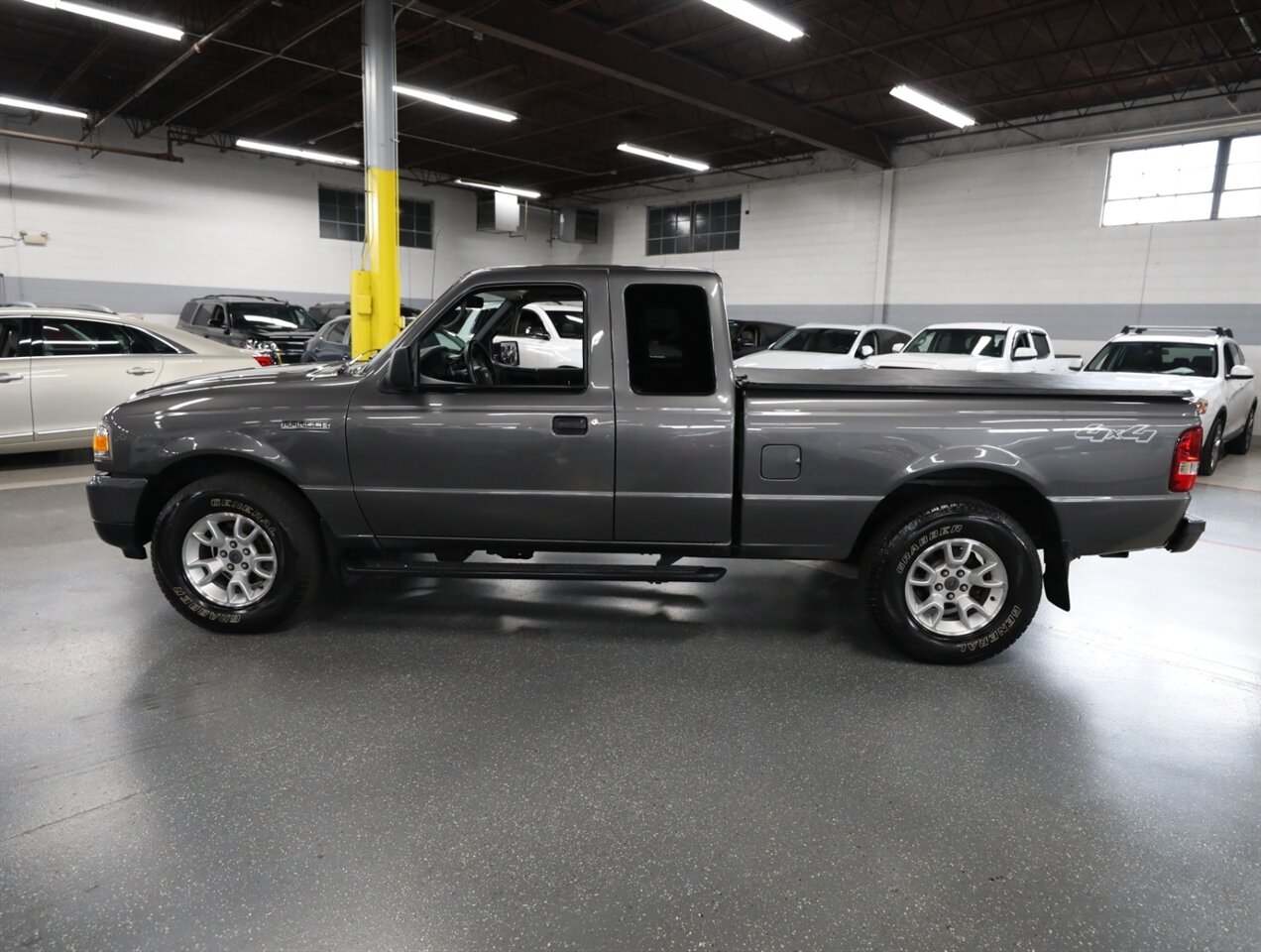 2011 Ford Ranger XLT 4X4 - Photo 18 - Addison, IL 60101