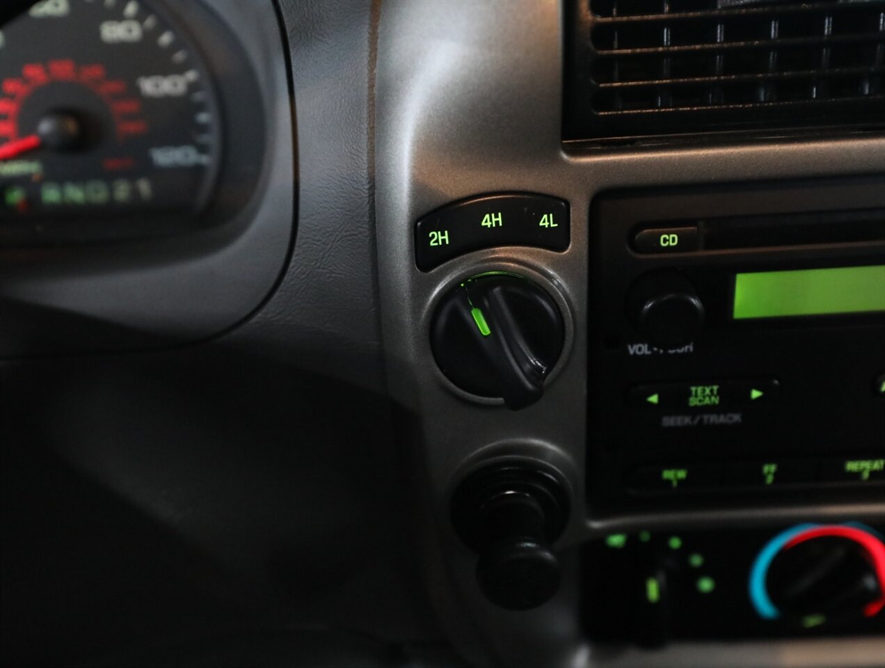 2011 Ford Ranger XLT 4X4 - Photo 30 - Addison, IL 60101