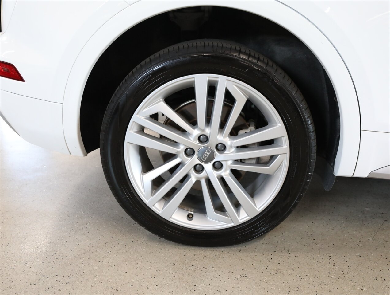 2018 Audi Q5 2.0T quattro Premium Plus - Photo 48 - Addison, IL 60101