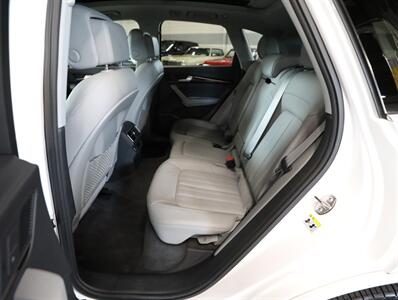 2018 Audi Q5 2.0T quattro Premium Plus - Photo 26 - Addison, IL 60101