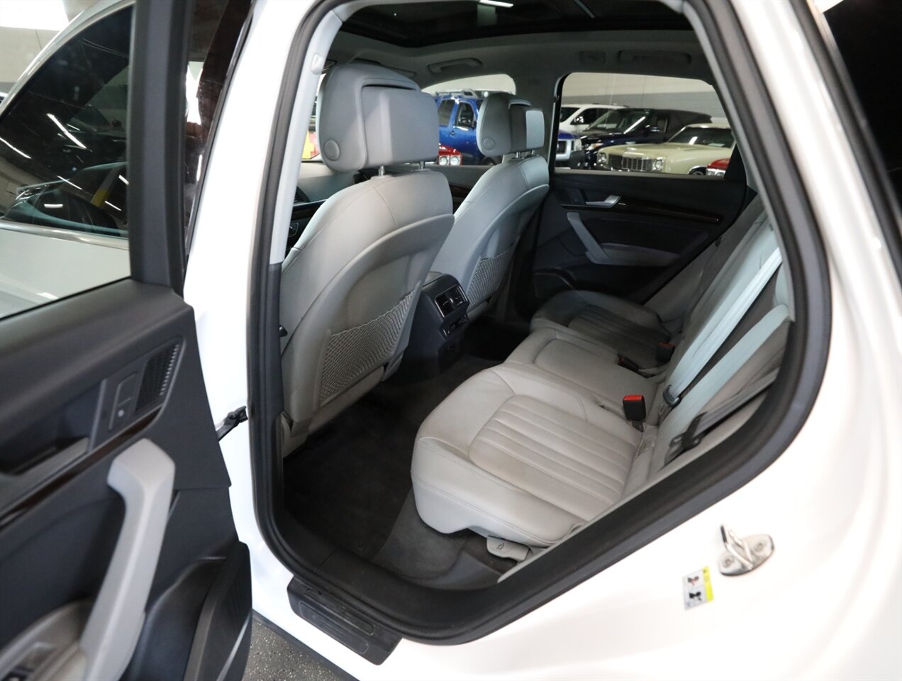 2018 Audi Q5 2.0T quattro Premium Plus - Photo 25 - Addison, IL 60101