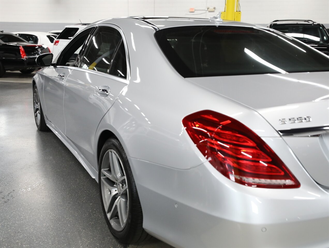 2016 Mercedes-Benz S 550 4MATIC - Photo 14 - Addison, IL 60101