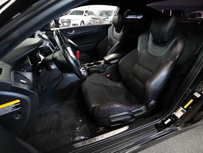 2016 Hyundai Genesis Coupe 3.8 R-Spec   - Photo 25 - Addison, IL 60101