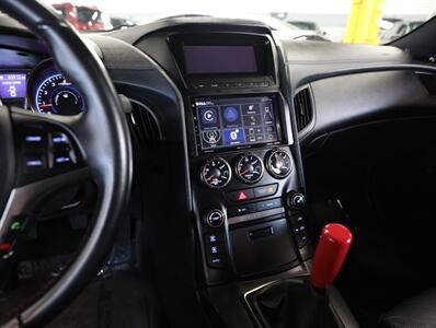 2016 Hyundai Genesis Coupe 3.8 R-Spec   - Photo 28 - Addison, IL 60101