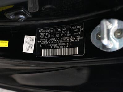 2016 Hyundai Genesis Coupe 3.8 R-Spec   - Photo 35 - Addison, IL 60101