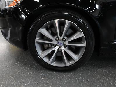 2013 Volvo C70 T5 Platinum   - Photo 43 - Addison, IL 60101