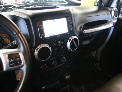 2011 Jeep Wrangler Unlimited 4X4 70th Anniversary   - Photo 35 - Addison, IL 60101