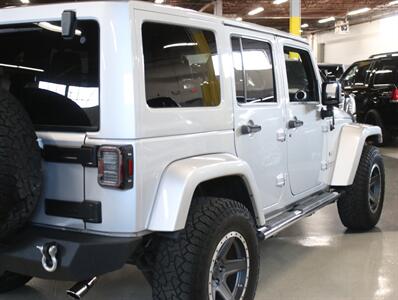 2011 Jeep Wrangler Unlimited 4X4 70th Anniversary   - Photo 14 - Addison, IL 60101