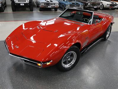 1969 Chevrolet Corvette   - Photo 2 - Addison, IL 60101