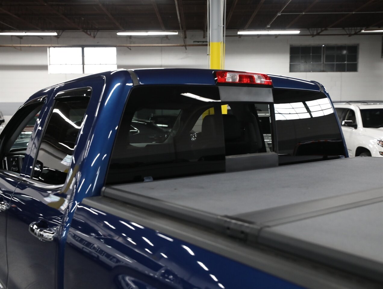 2017 Chevrolet Silverado 1500 LTZ - Photo 17 - Addison, IL 60101