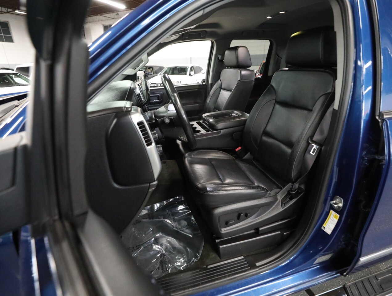 2017 Chevrolet Silverado 1500 LTZ - Photo 32 - Addison, IL 60101