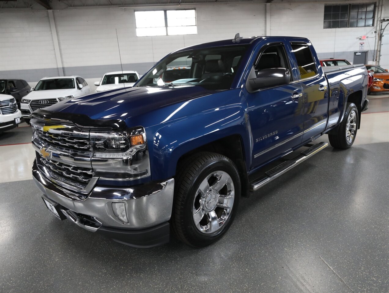2017 Chevrolet Silverado 1500 LTZ - Photo 4 - Addison, IL 60101