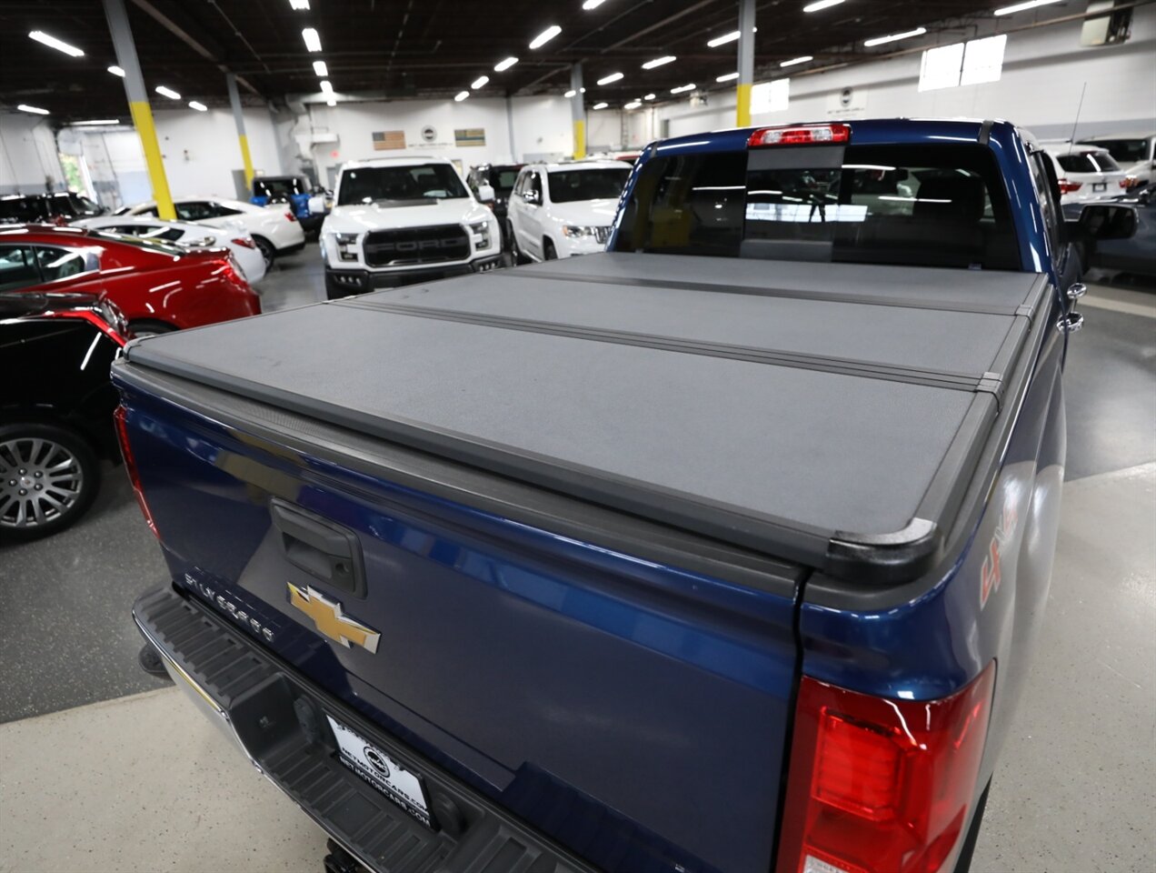 2017 Chevrolet Silverado 1500 LTZ - Photo 11 - Addison, IL 60101